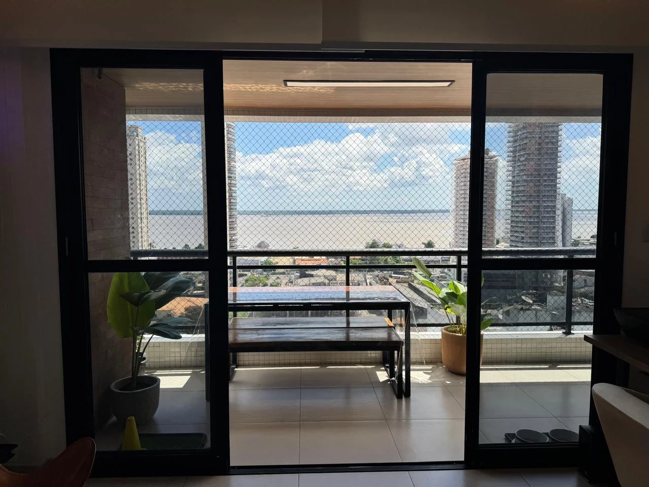 Imagem Apartamento com 2 Quartos à Venda, 96 m² em Umarizal - Belém Imagem Apartamento com 2 Quartos à Venda, 96 m² em Umarizal - Belém