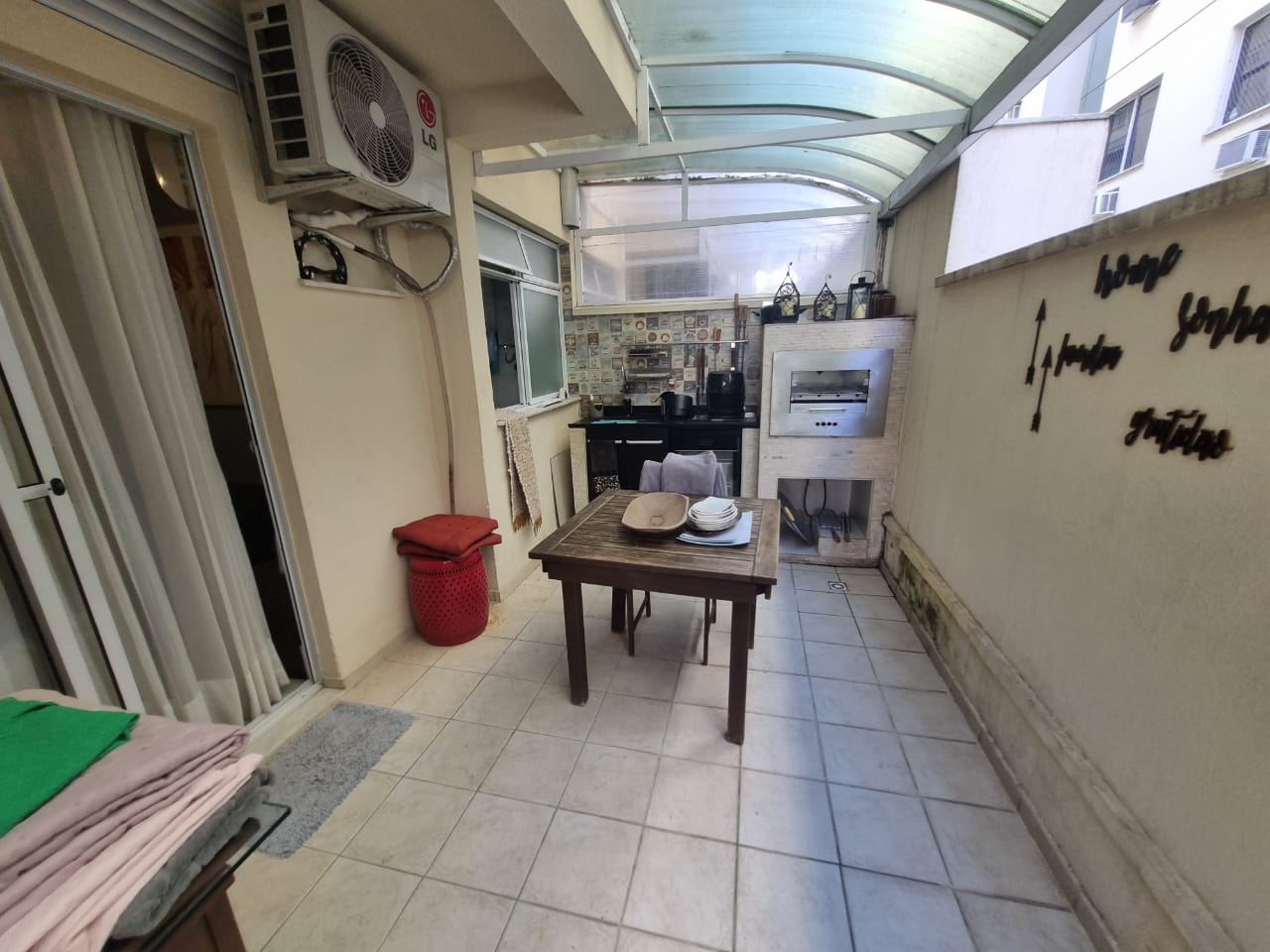 Imagem Apartamento com 3 Quartos à Venda, 96 m²em Freguesia (Jacarepaguá) - Rio de Janeiro