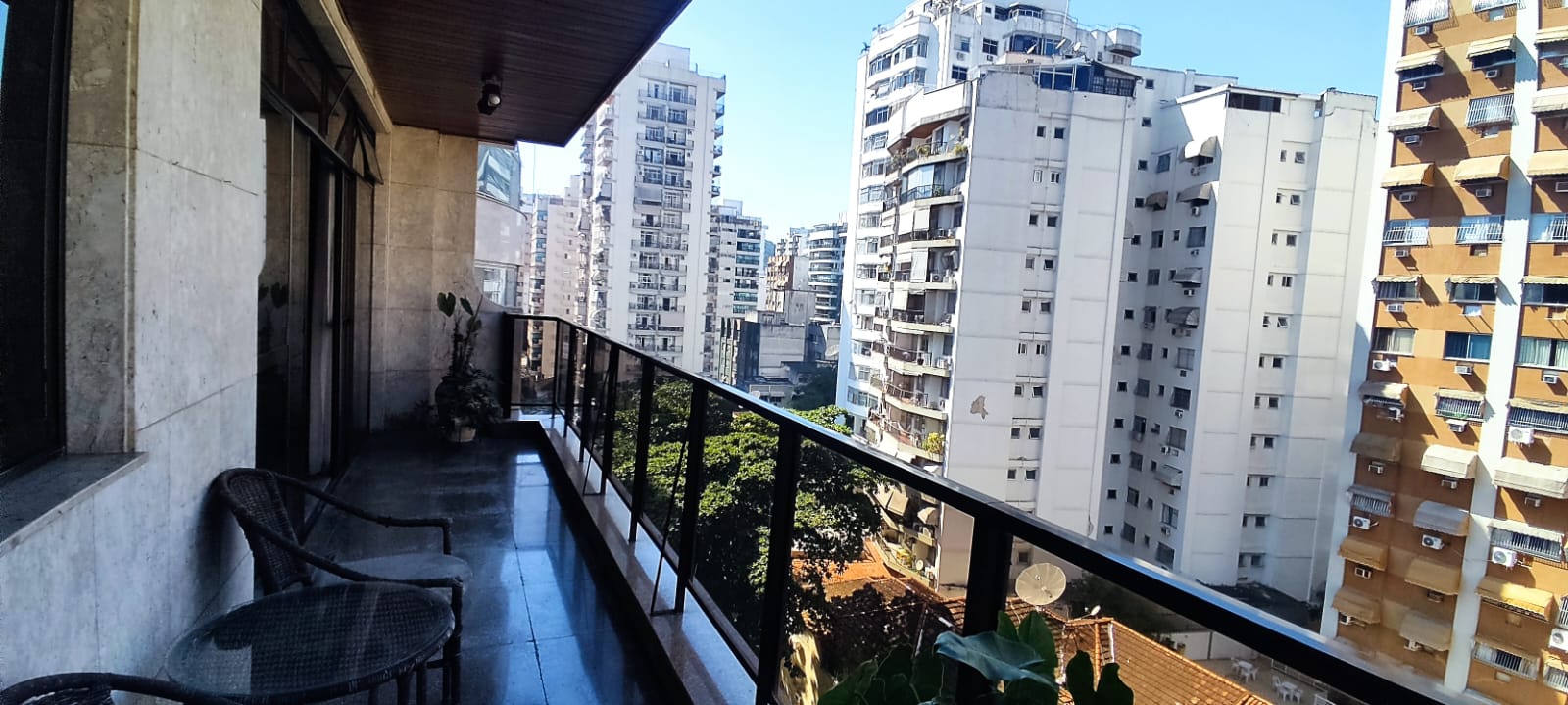 Imagem Apartamento com 4 Quartos à Venda, 185 m² em Icaraí - Niterói