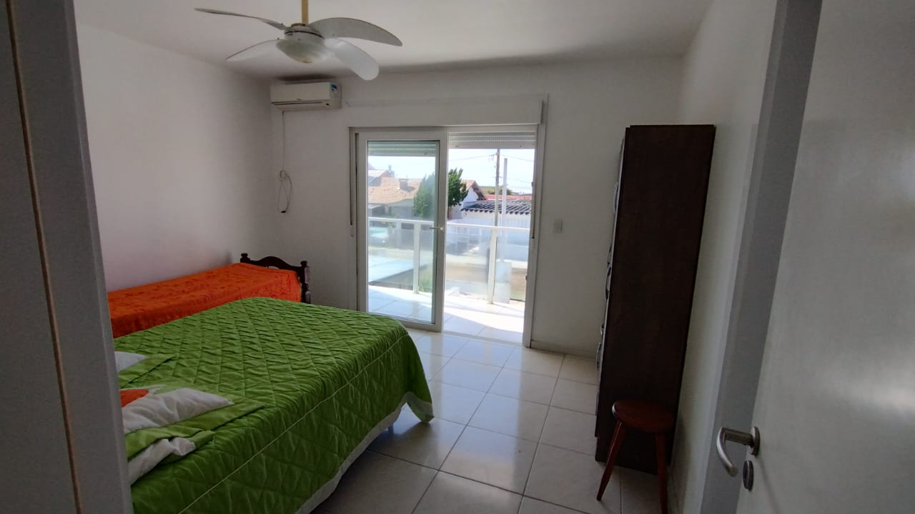 Imagem Sobrado com 3 Quartos à Venda, 126 m² em Jardim do Éden - Tramandaí