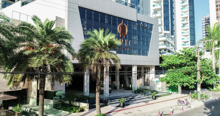 Imagem Sala Comercial à Venda, 374 m² em Centro - Balneário Camboriú