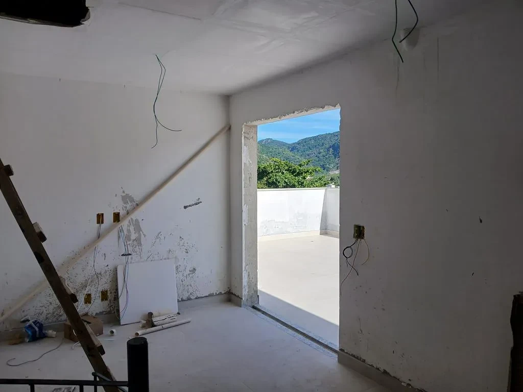 Imagem Cobertura com 2 Quartos à Venda, 174 m² em Piratininga - Niterói