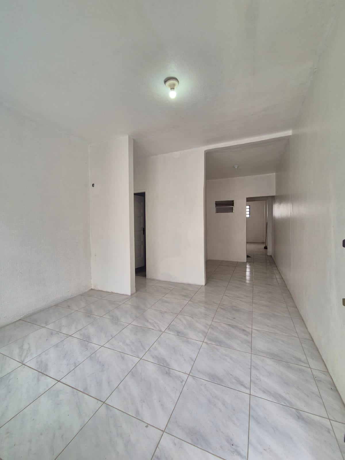 Imagem Casa com 3 Quartos para Alugar, 130 m² em Parque 10 de Novembro - Manaus