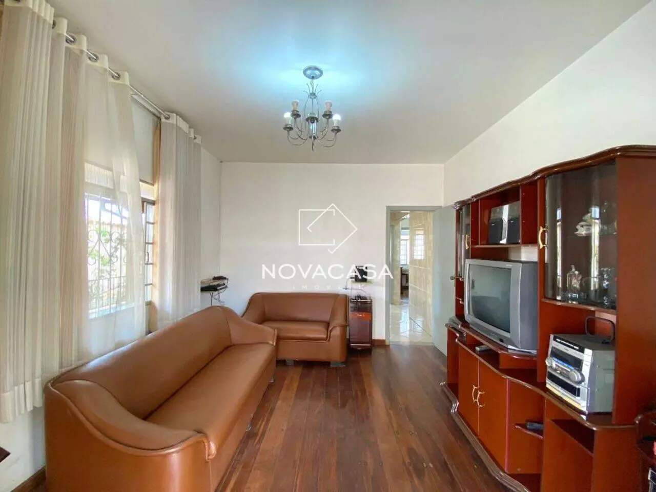 Foto do imóvel: Casa com 3 Quartos à Venda, 147 m² em Heliópolis - Belo Horizonte