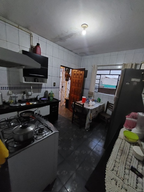 Imagem Casa com 3 Quartos à Venda, 150 m²em Vila Maricy - Guarulhos