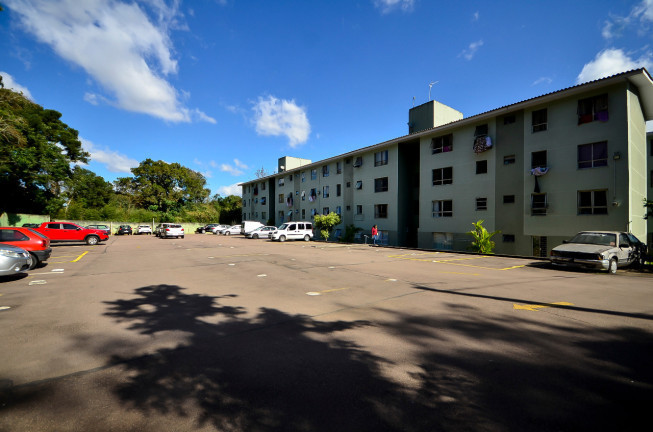 Imagem Apartamento com 2 Quartos à Venda,  em Campo Comprido - Curitiba