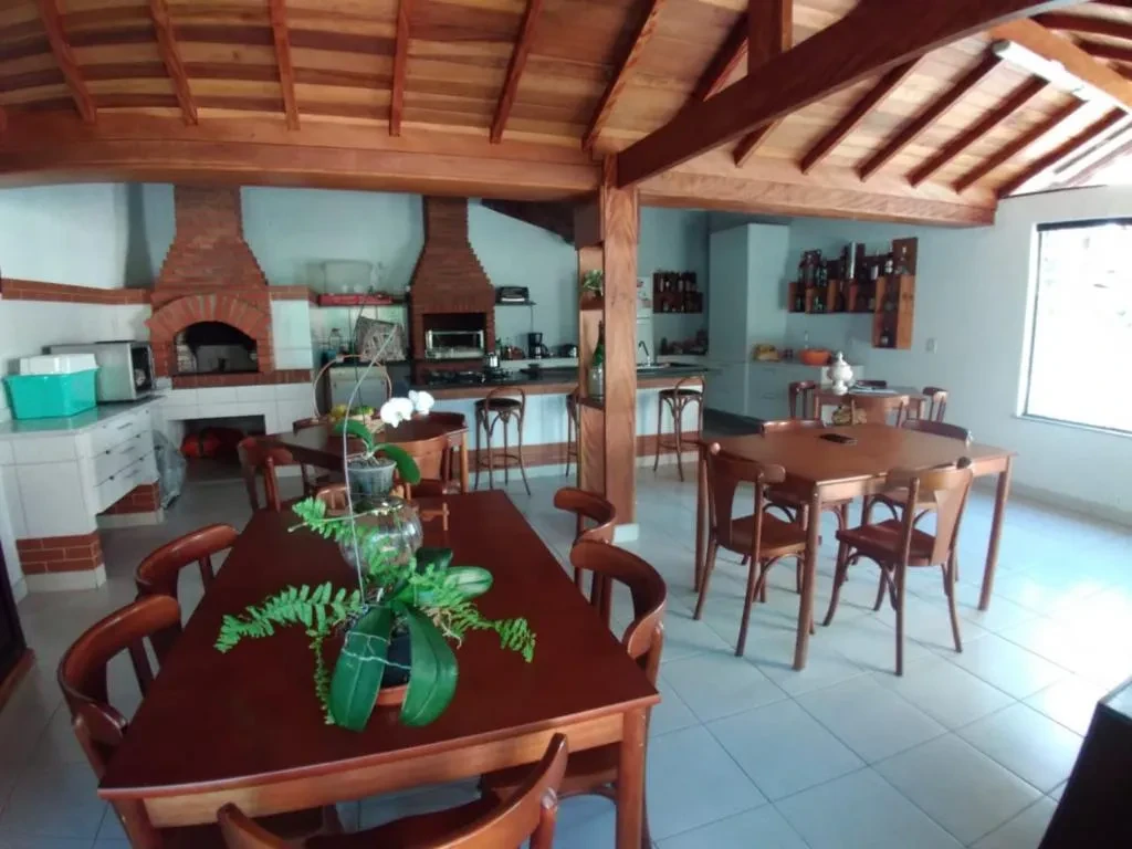 Imagem Sobrado com 3 Quartos à Venda, 386 m² em Vila Oliveira - Mogi das Cruzes