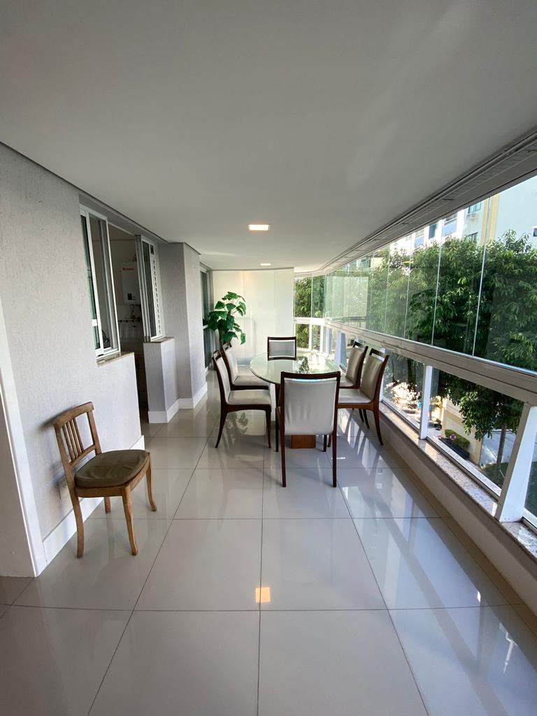Imagem Apartamento com 3 Quartos à Venda, 128 m²em Centro - Balneário Camboriú