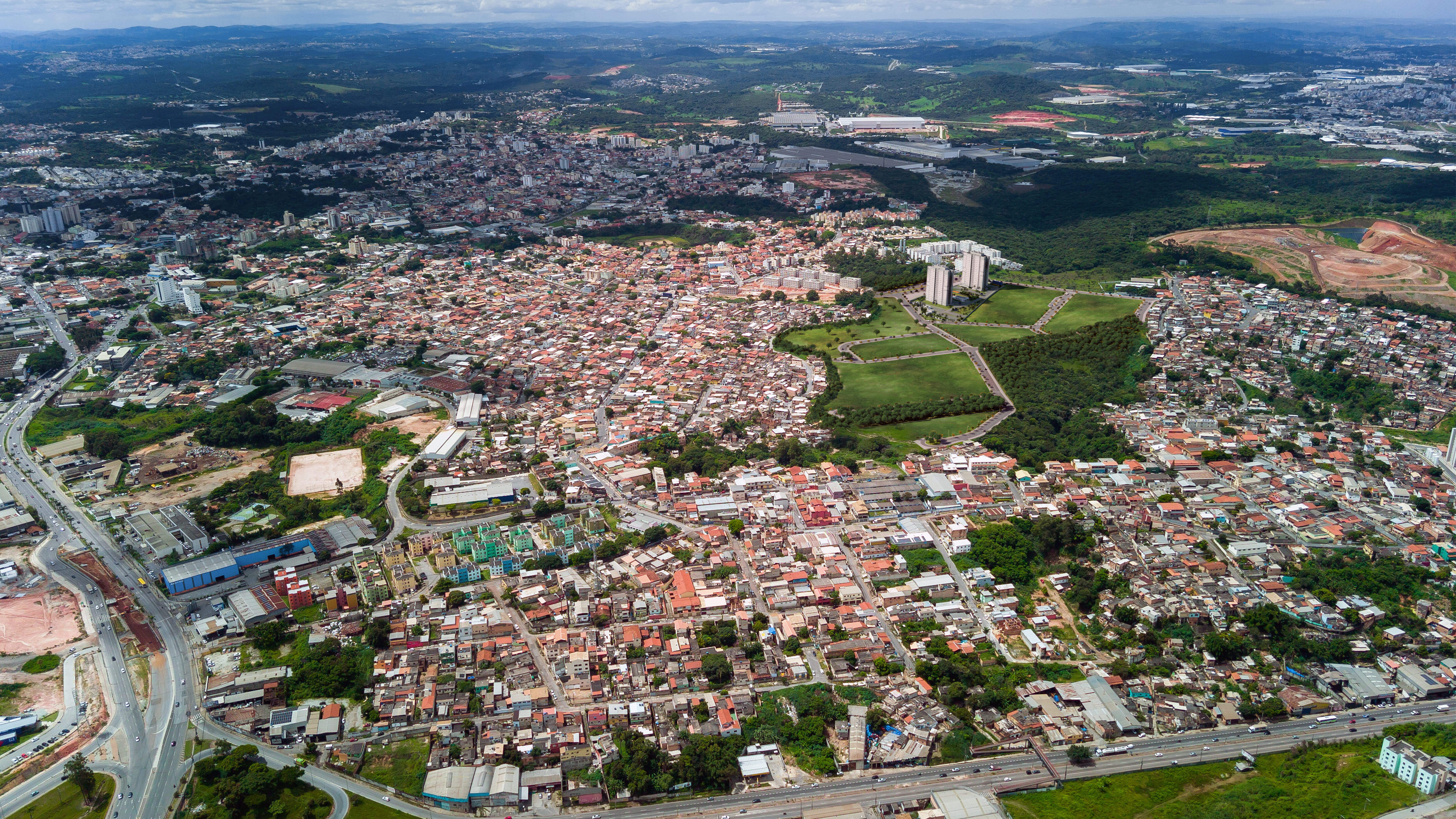 Imagem Apartamento com 2 Quartos à Venda, 49 m² em Três Barras - Contagem