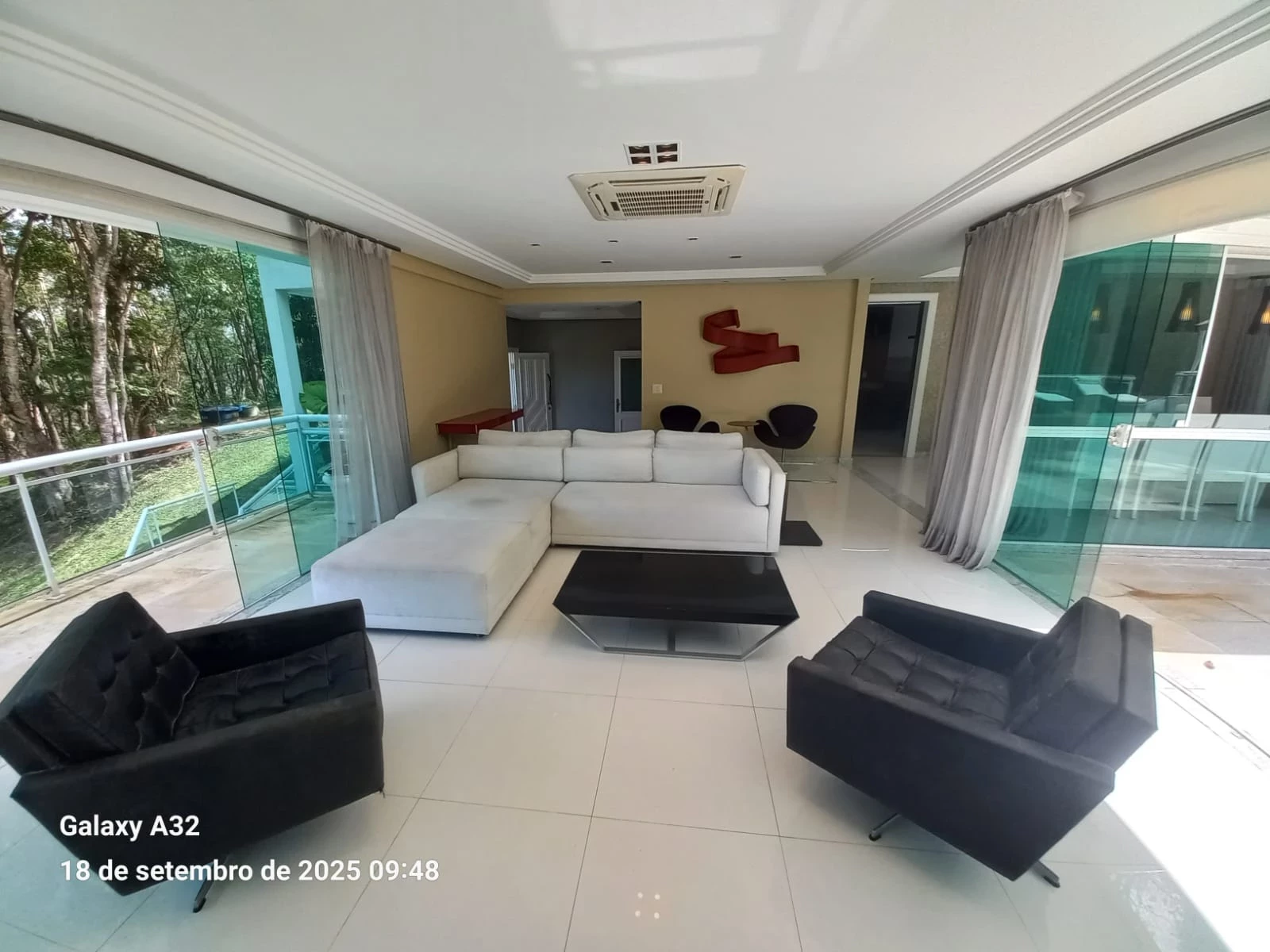 Imagem Casa de Condomínio com 5 Quartos à Venda, 600 m² em Itaipu - Niterói