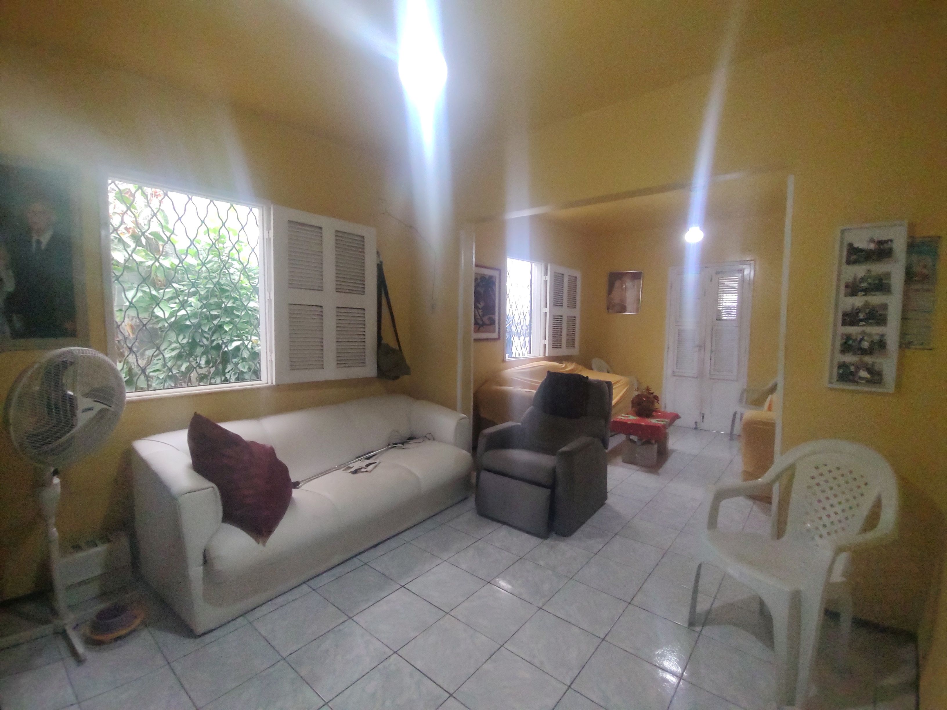 Imagem Casa com 3 Quartos à Venda, 195 m² em Bonsucesso - Fortaleza