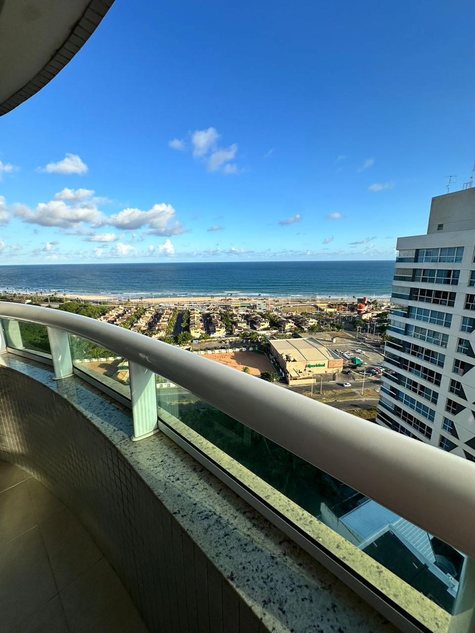 Imagem Apartamento com 4 Quartos para Alugar, 211 m² em Patamares - Salvador