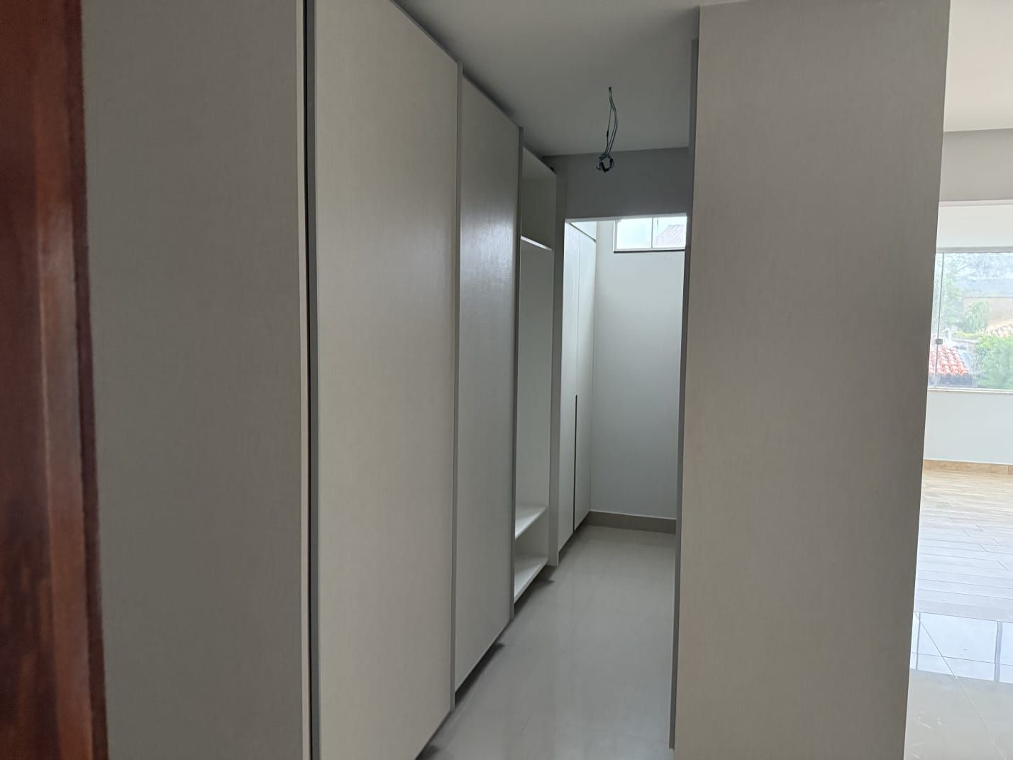Imagem Casa com 4 Quartos à Venda, 368 m² em Loteamento Portal do Sol I - Goiânia