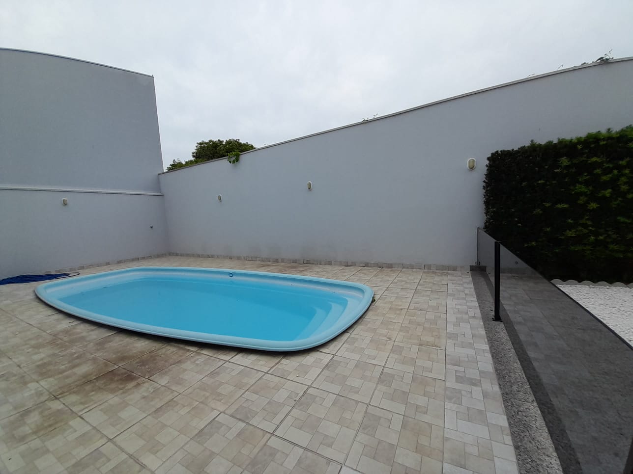 Imagem Sobrado com 2 Quartos à Venda, 93 m²em Centro - Navegantes