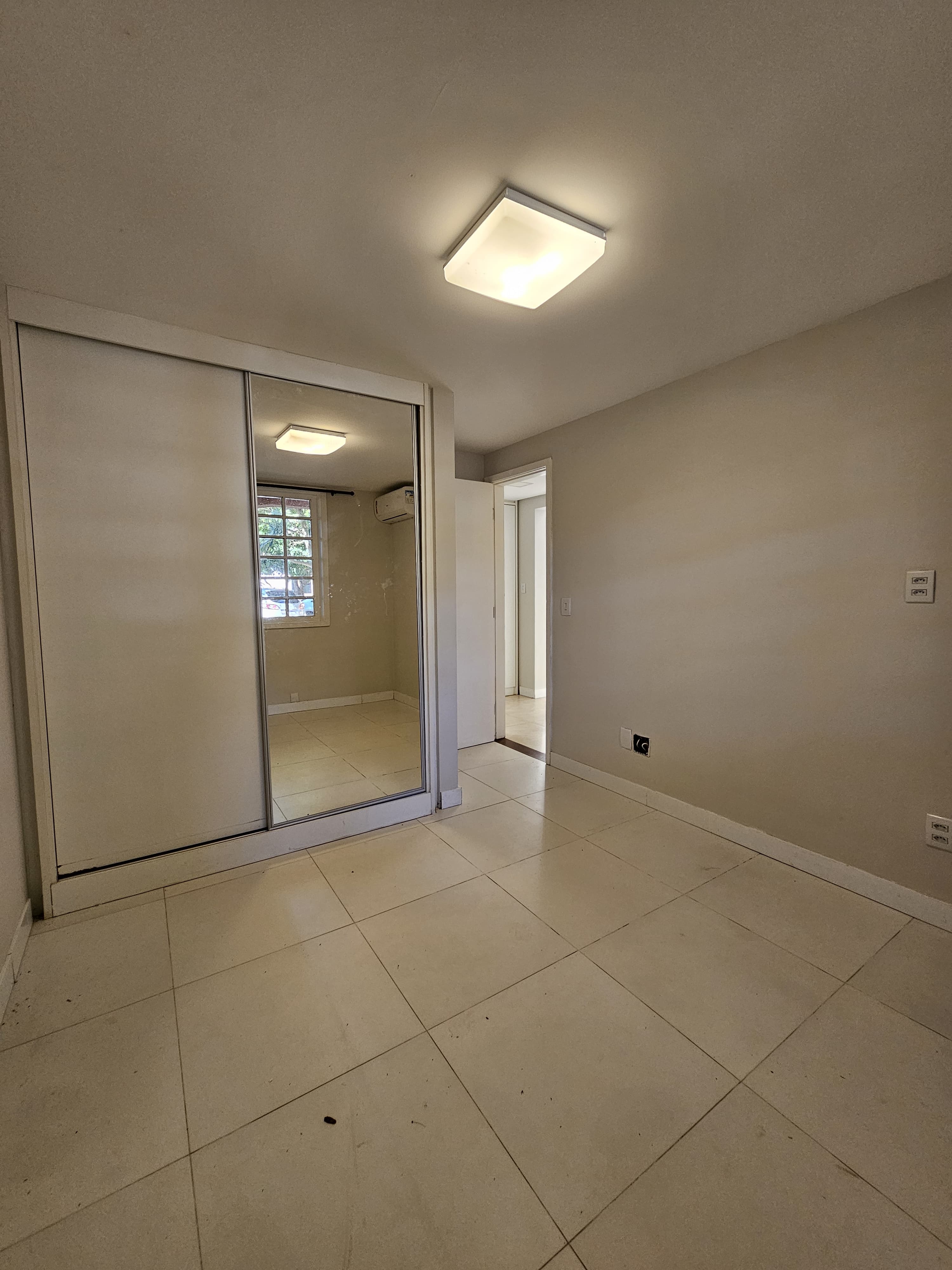 Imagem Apartamento com 2 Quartos à Venda, 123 m²em Portão - Lauro de Freitas