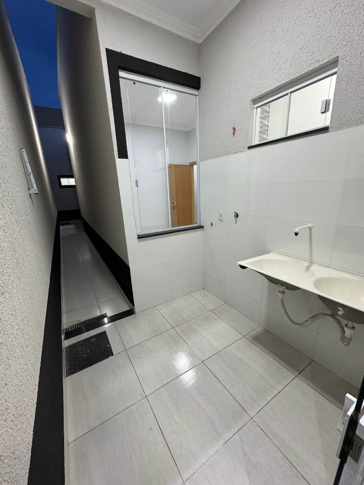 Imagem Casa com 3 Quartos à Venda, 106 m²em Vila Pedroso - Goiânia