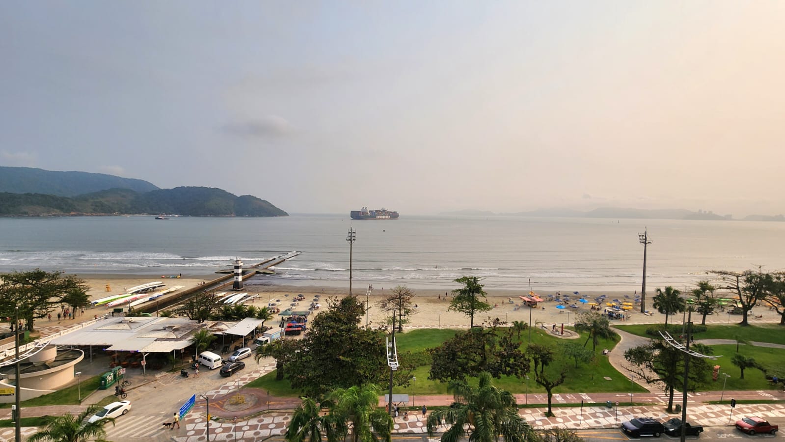 Imagem Apartamento com 3 Quartos à Venda, 225 m²em Aparecida - Santos