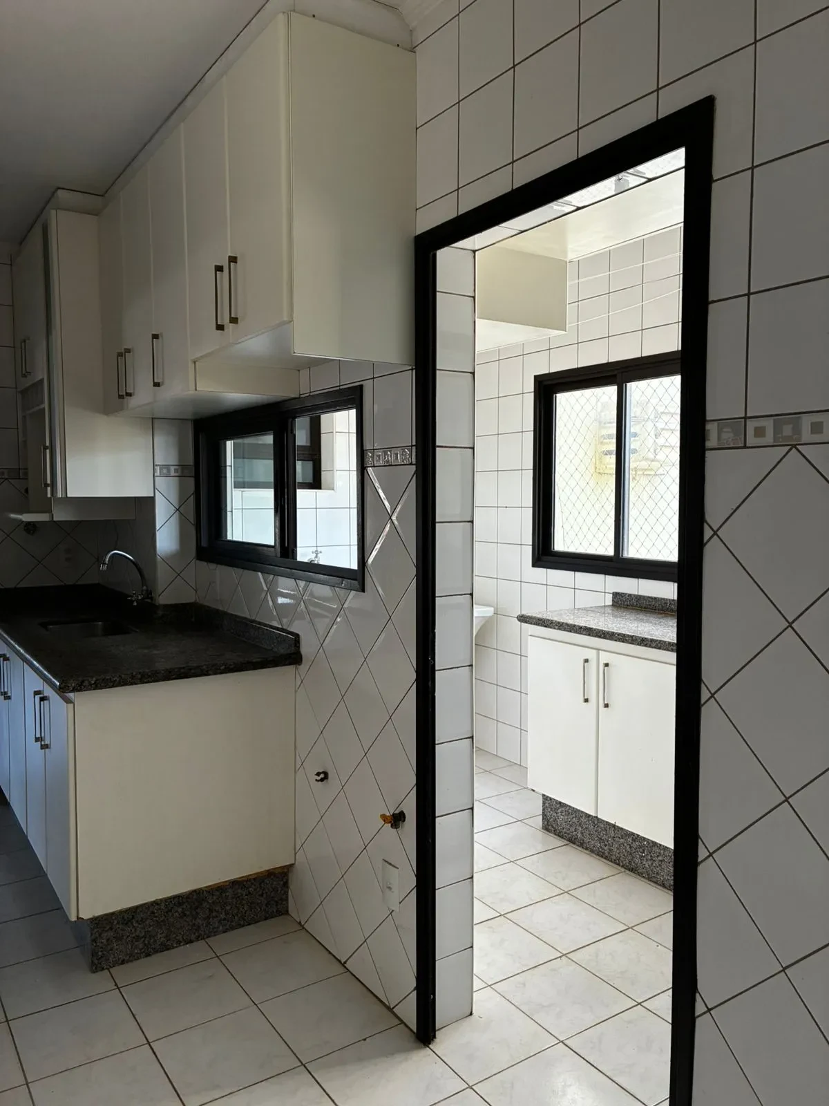 Imagem Apartamento com 3 Quartos para Alugar, 114 m² em Vila Estádio - Araçatuba