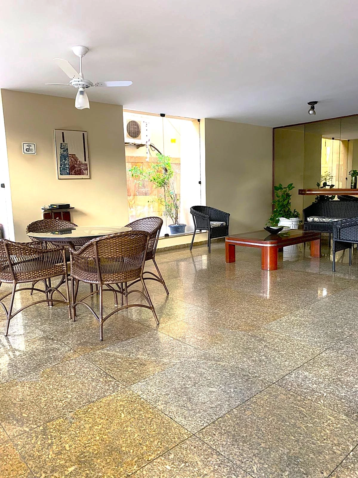 Imagem Apartamento com 3 Quartos à Venda, 129 m² em Pitangueiras - Guarujá