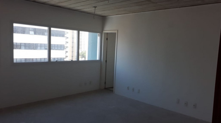 Sala Comercial à Venda, 27 m² em Tatuapé - São Paulo