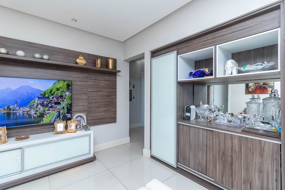 Imagem Apartamento com 4 Quartos à Venda, 156 m²em Batista Campos - Belém