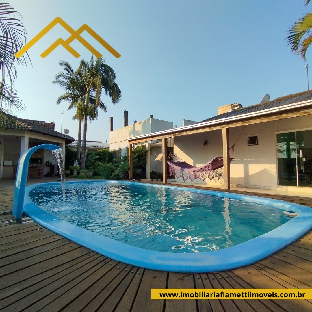 Imagem Casa com 3 Quartos à Venda, 400 m²em centro - Seberi