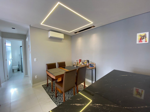 Imagem Apartamento com 2 Quartos à Venda, 70 m² em Kobrasol - São José