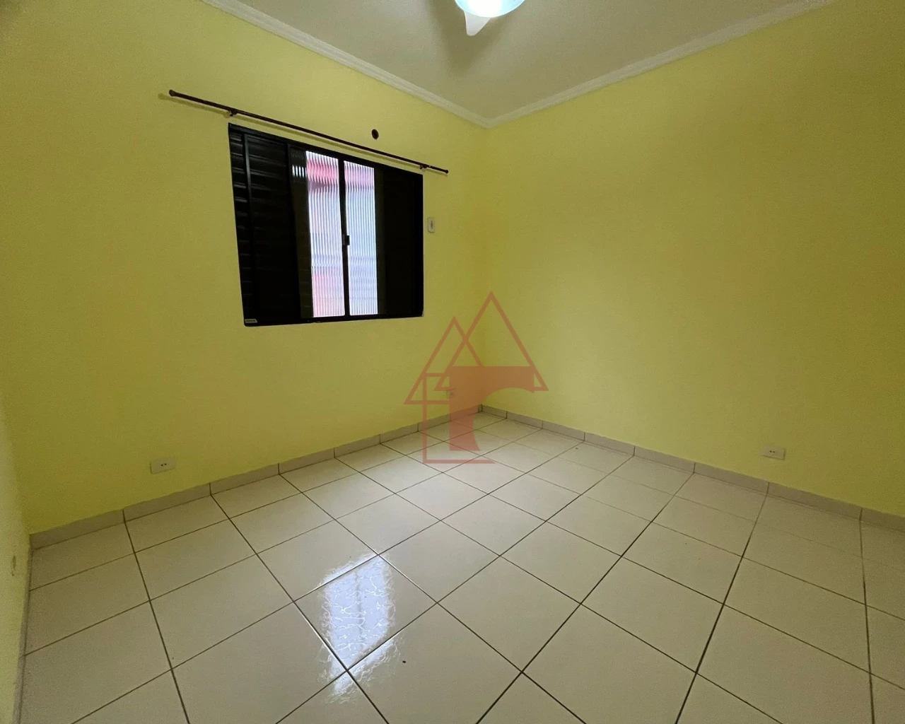 Imagem Casa com 3 Quartos à Venda, 188 m² em Jardim Casqueiro - Cubatão Imagem Casa com 3 Quartos à Venda, 188 m² em Jardim Casqueiro - Cubatão