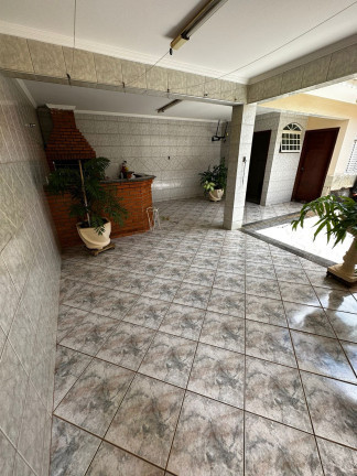 Imagem Casa com 3 Quartos à Venda, 189 m² em Planalto - Araçatuba