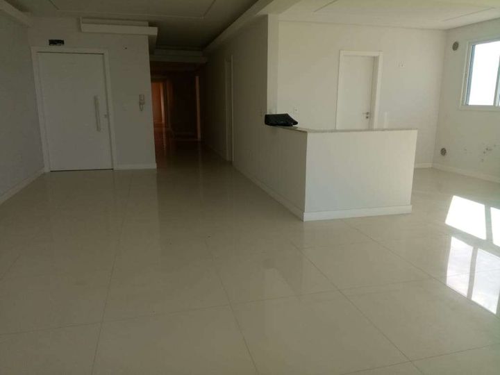 Imagem Apartamento com 4 Quartos à Venda, 220 m² em Itapema