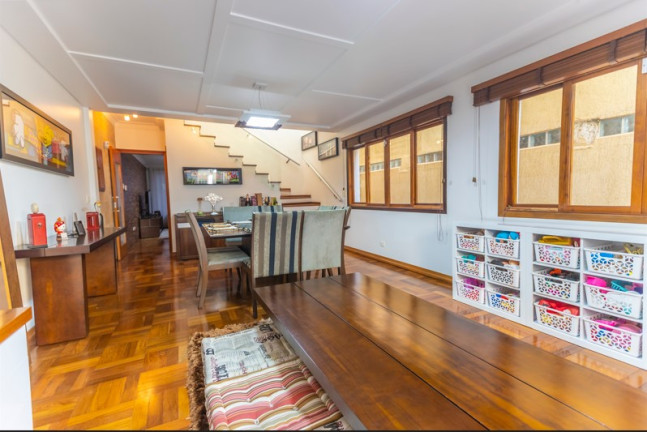 Casa com 4 Quartos à Venda, 231 m² em Planalto Paulista - São Paulo