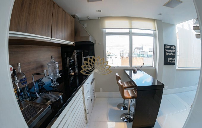 Imagem Cobertura com 3 Quartos à Venda,  em Moema - São Paulo