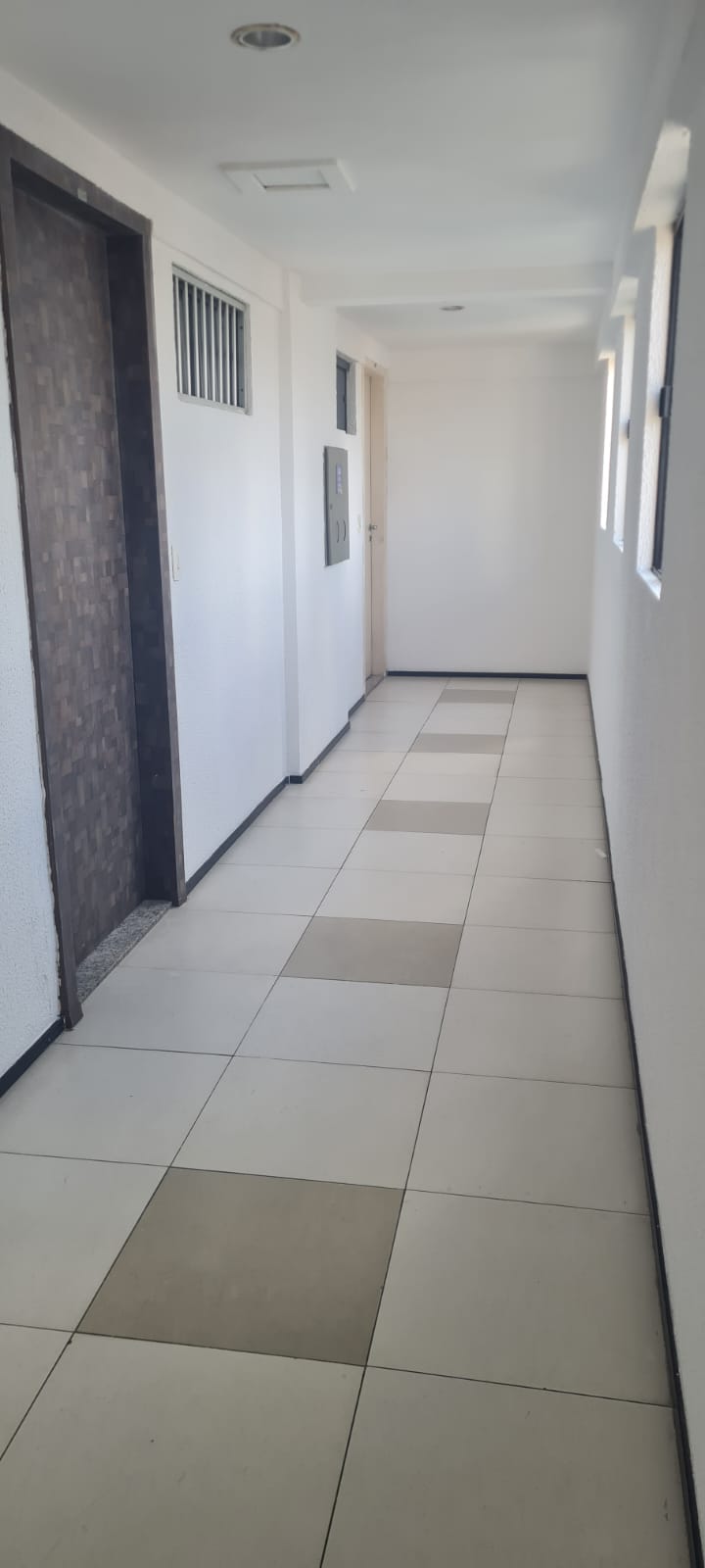 Imagem Apartamento com 2 Quartos à Venda, 72 m²em Praia de Iracema - Fortaleza
