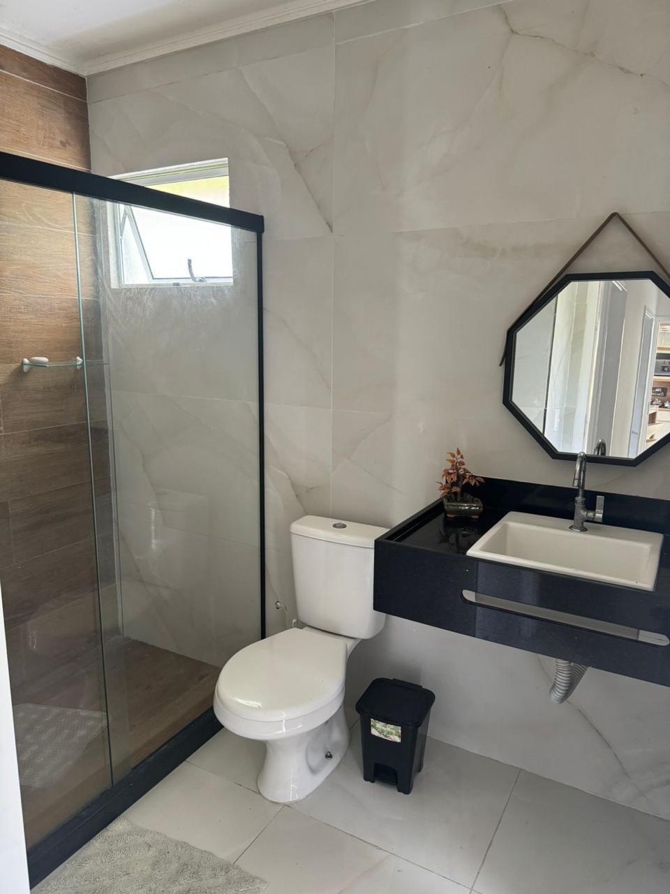 Foto do imóvel: Casa com 4 Quartos à Venda, 384 m² em Várzea - Recife