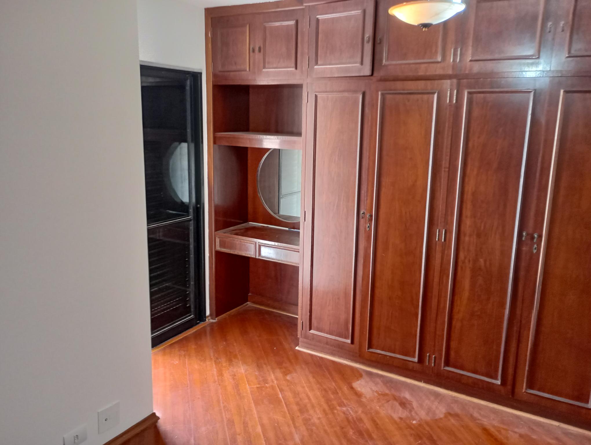 Imagem Apartamento com 4 Quartos à Venda, 113 m²em Perdizes - São Paulo