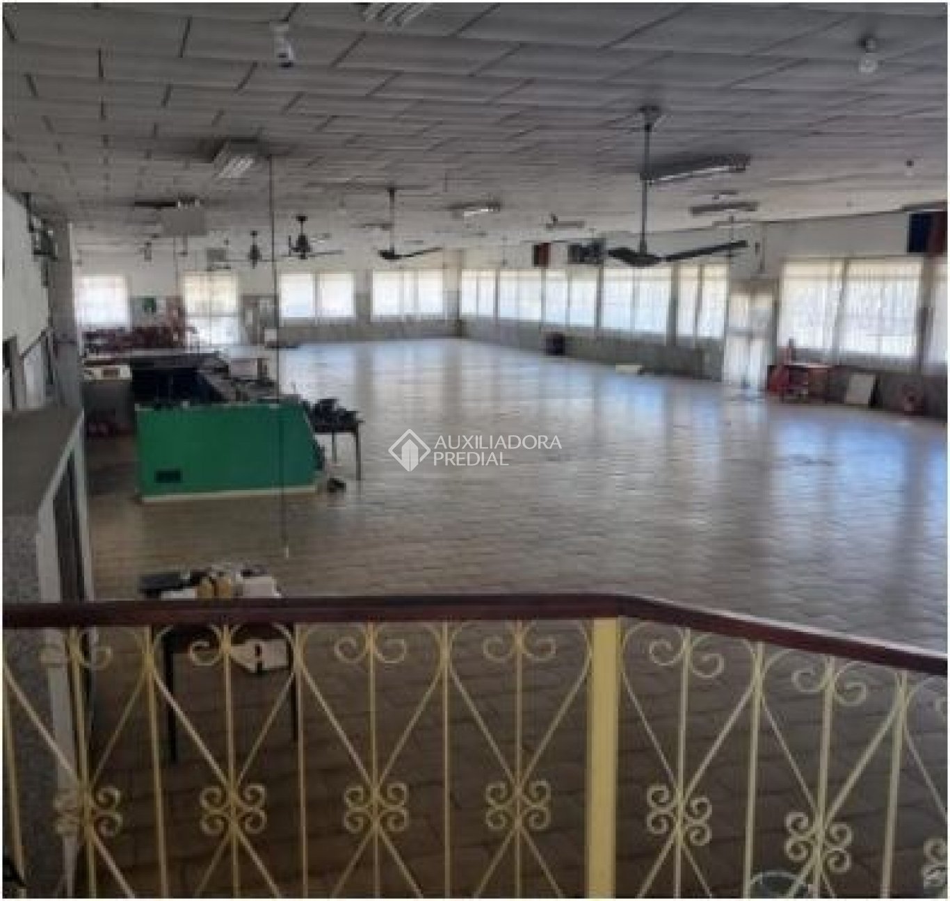 Imagem Imóvel Comercial à Venda, 2.590 m² em  - 
