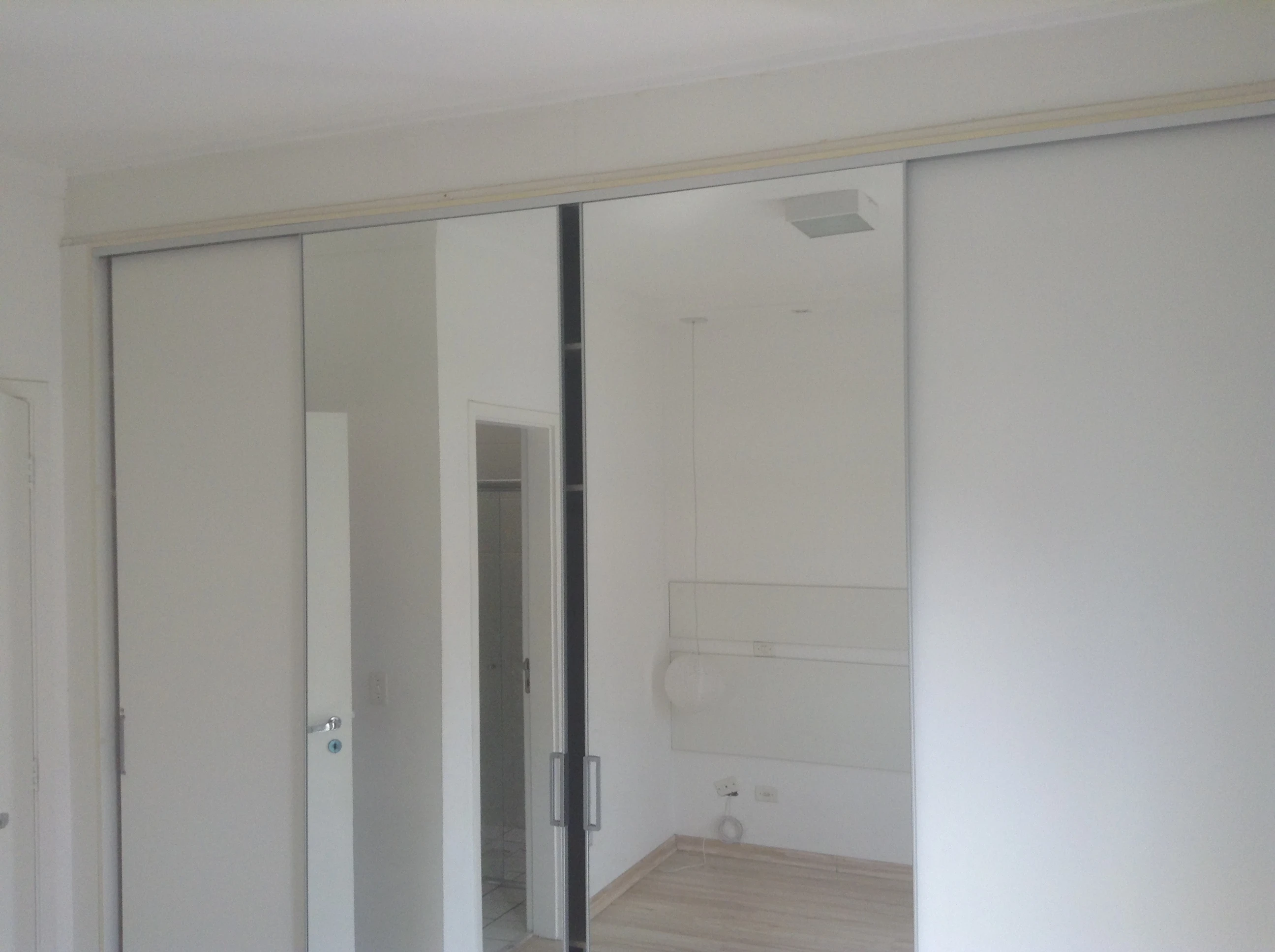 Imagem Casa de Condomínio com 3 Quartos para Alugar, 98 m² em Paisagem Renoir - Cotia
