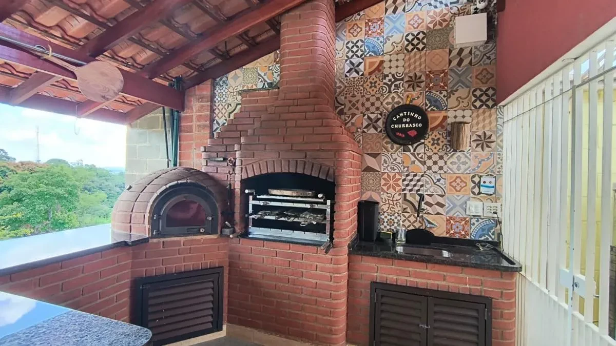 Imagem Casa com 4 Quartos à Venda, 420 m² em Chácaras Ana Lúcia - Embu das Artes