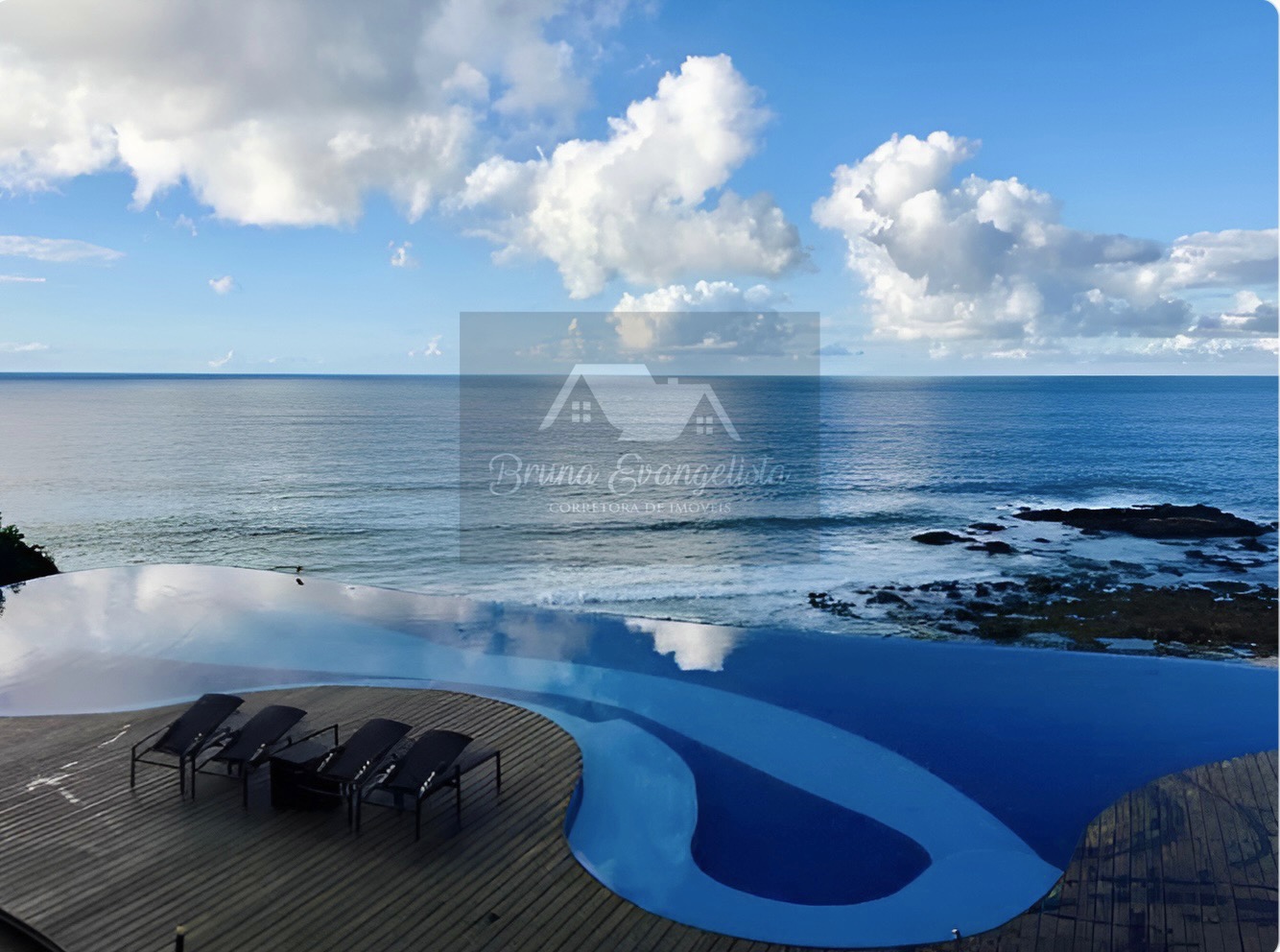 Imagem Apartamento com 2 Quartos à Venda, 128 m² em Ondina - Salvador