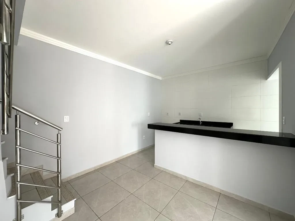 Imagem Casa com 2 Quartos à Venda, 70 m² em Santa Mônica - Belo Horizonte