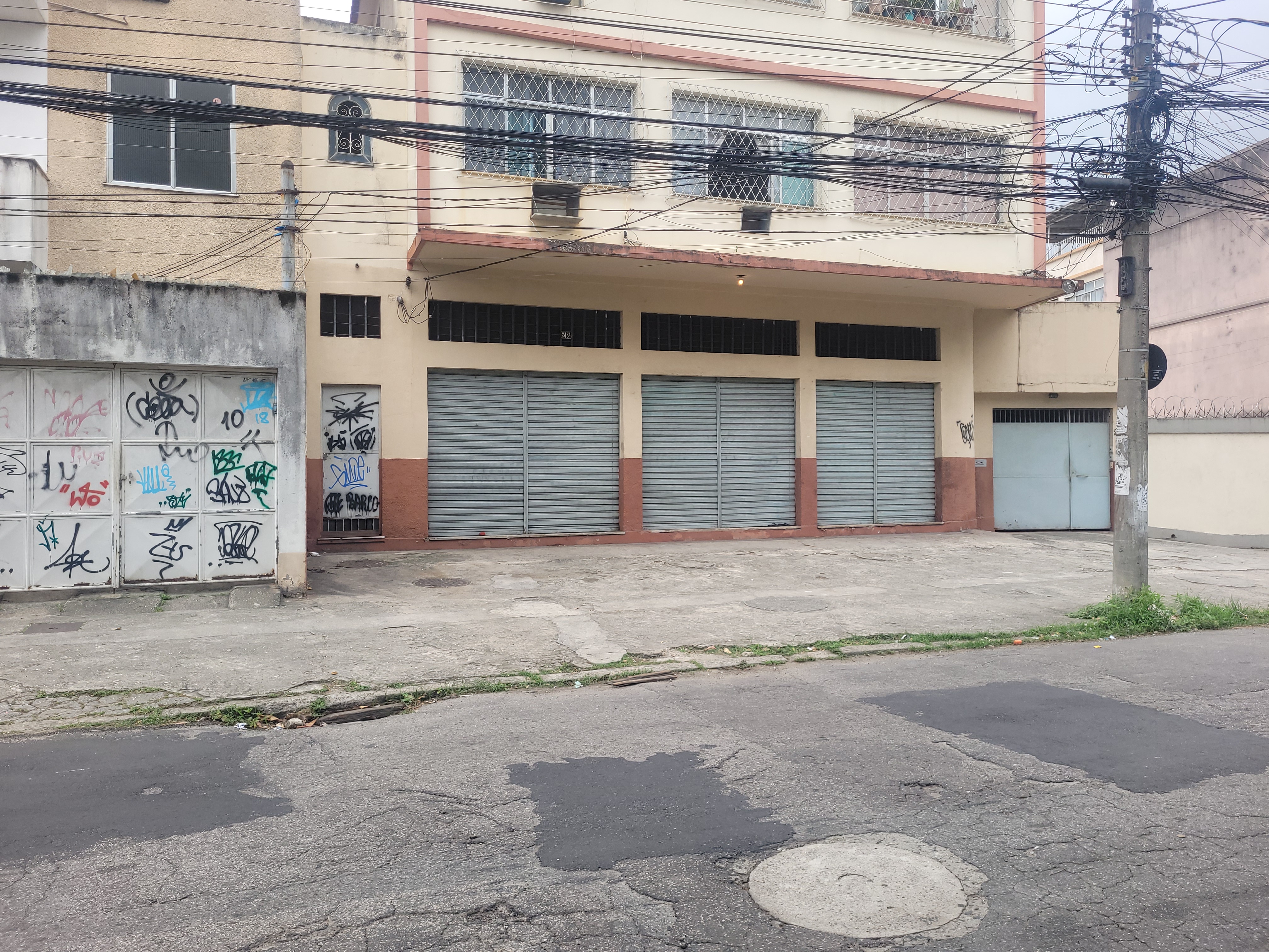 Imagem Loja para Alugar, 90 m² em Taquara - Rio de Janeiro