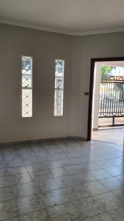 Imagem Casa com 3 Quartos à Venda, 312 m² em Presidente - Araçatuba
