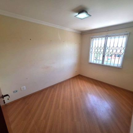 Foto do imóvel: Sobrado com 3 Quartos à Venda, 13.100 m² em Capão Raso - Curitiba