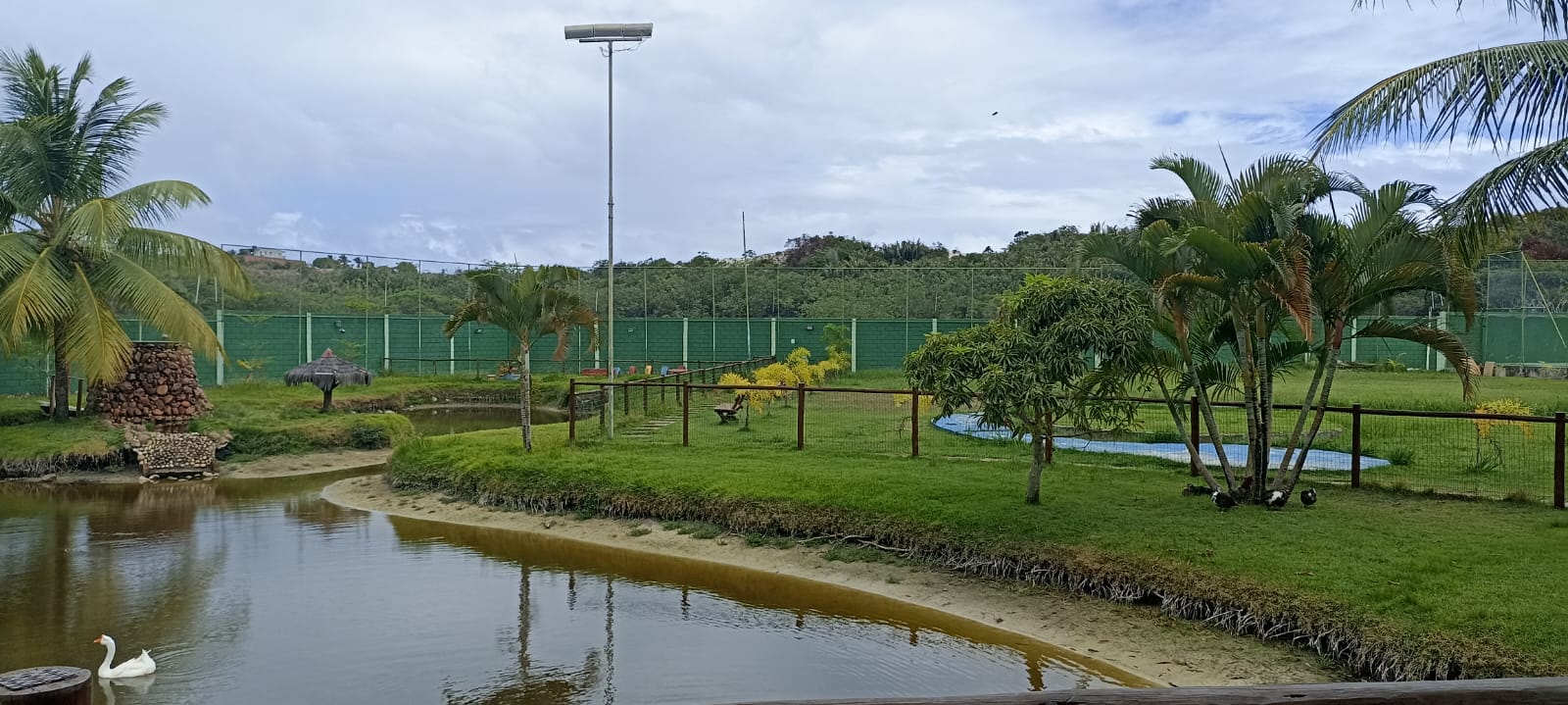 Imagem Terreno em Condomínio à Venda, 300 m²em Jauá (Abrantes) - Camaçari