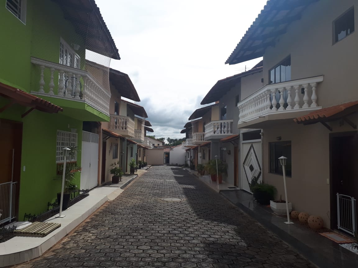 Imagem Casa de Condomínio com 3 Quartos à Venda, 128 m² em Vila Monticelli - Goiânia