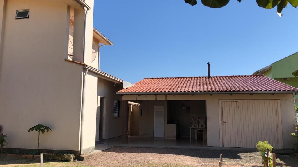 Foto do imóvel: Casa com 3 Quartos à Venda, 120 m² em Balneário Campo Bom - Jaguaruna