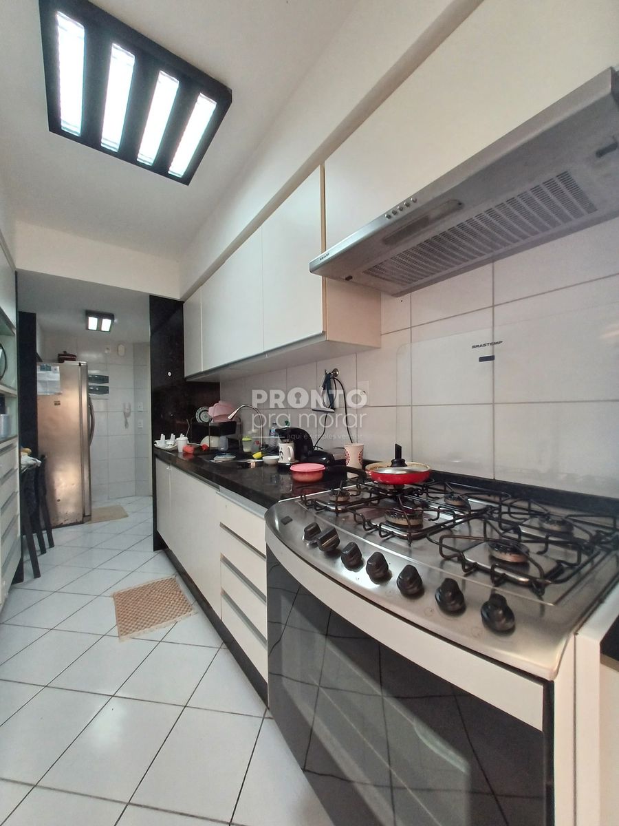 Imagem Apartamento com 3 Quartos à Venda, 127 m² em Boa Viagem - Recife