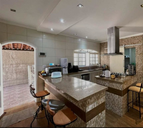 Imagem Casa com 3 Quartos à Venda,  em Vila Diva - Carapicuíba