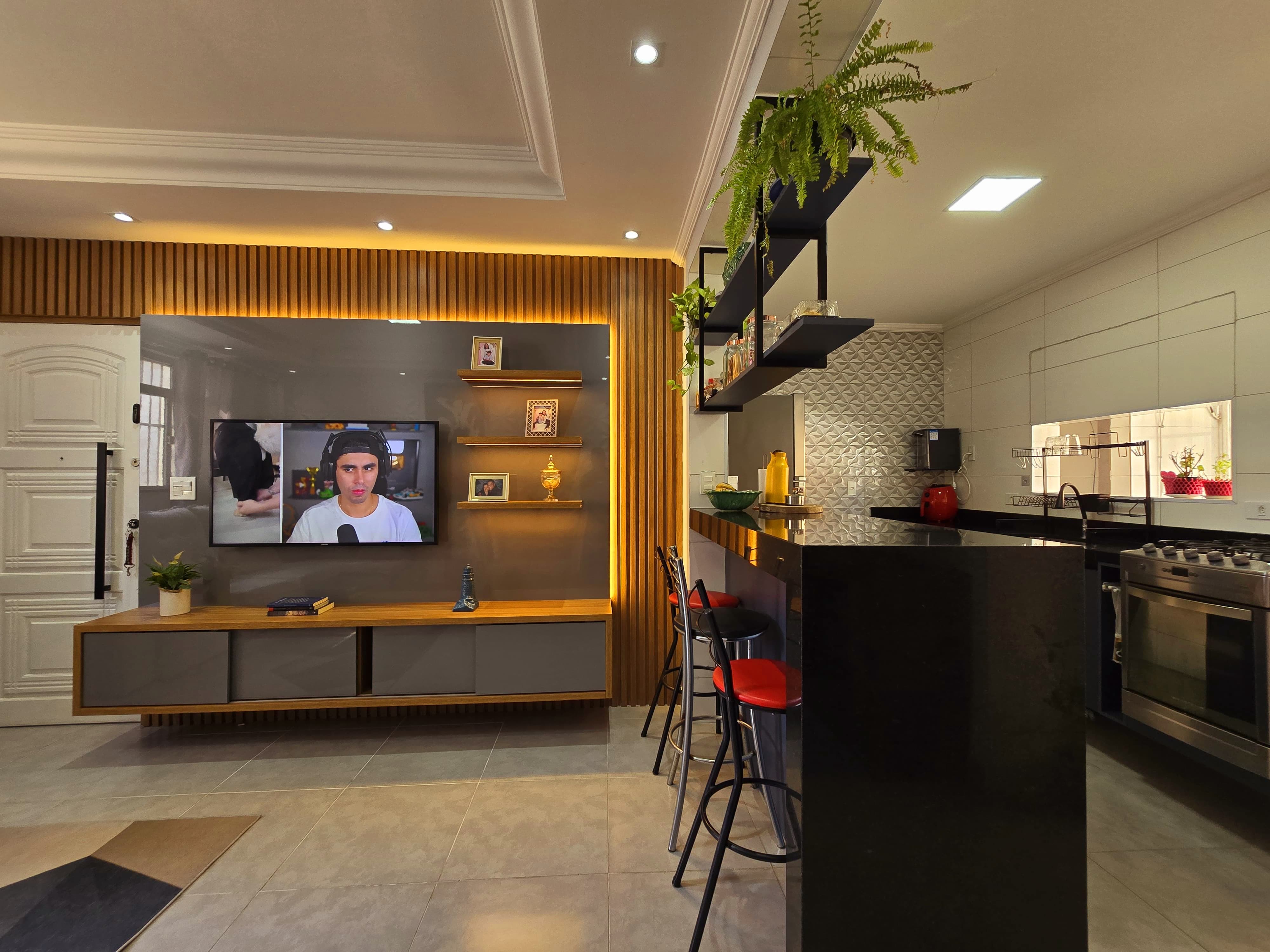 Apartamento com 2 Quartos à Venda, 75 m²em Ponta da Praia - Santos