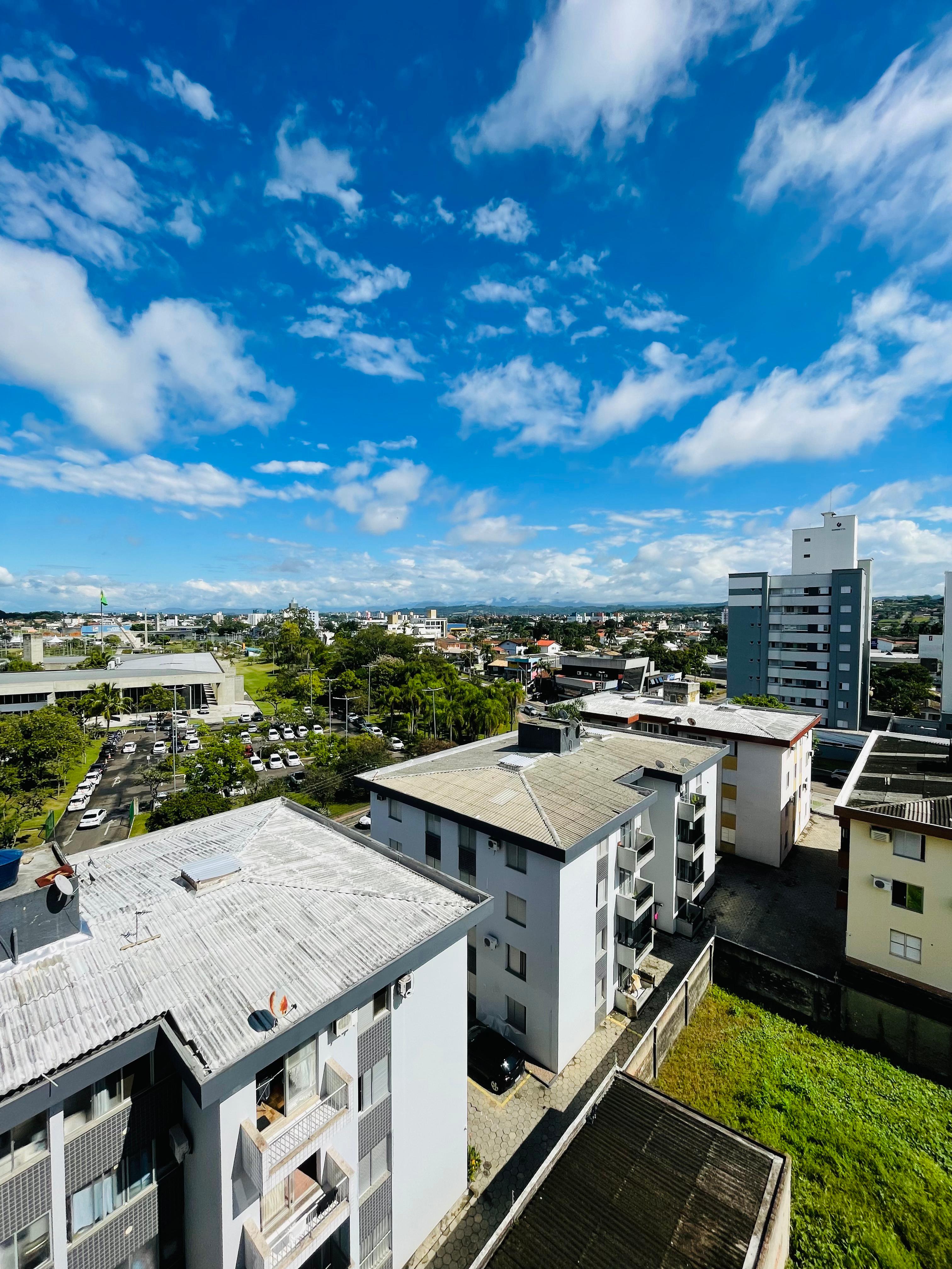 Imagem Apartamento com 2 Quartos à Venda, 72 m² em Santa Bárbara - Criciúma